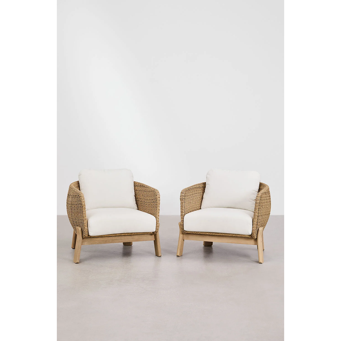 Poltrona en Madera de Acacia con Ratan Leilan Pack 2 1