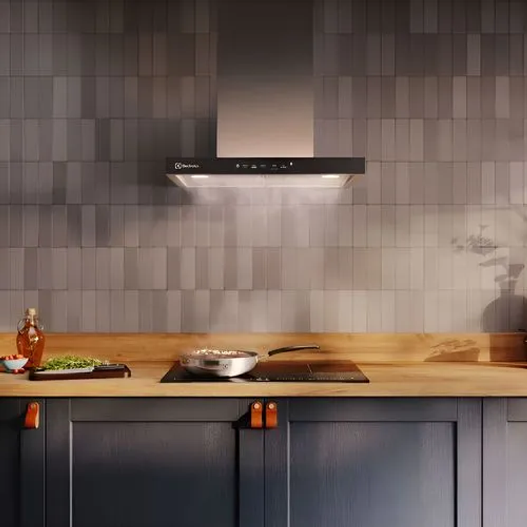 CAMPANA COCINA EXTRACTORA ELECTROLUX DECORATIVA PARED 90CM TIMER Y PANEL TOUCH CE9TF INOX 5