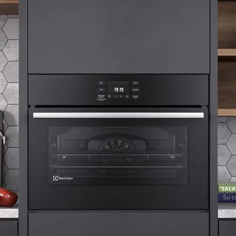 HORNO EMPOTRABLE ELÉCTRICO ELECTROLUX 50L EXPERIENCE AIR FRYER, PERFECTCOOK360 Y PANEL TOUCH OE5EA 14