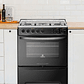 COCINA A GAS 5 PLATOS MADEMSA CON TRIPLE LLAMA Y GRILL ELÉCTRICO M 940 T NEGRA - Miniatura 4