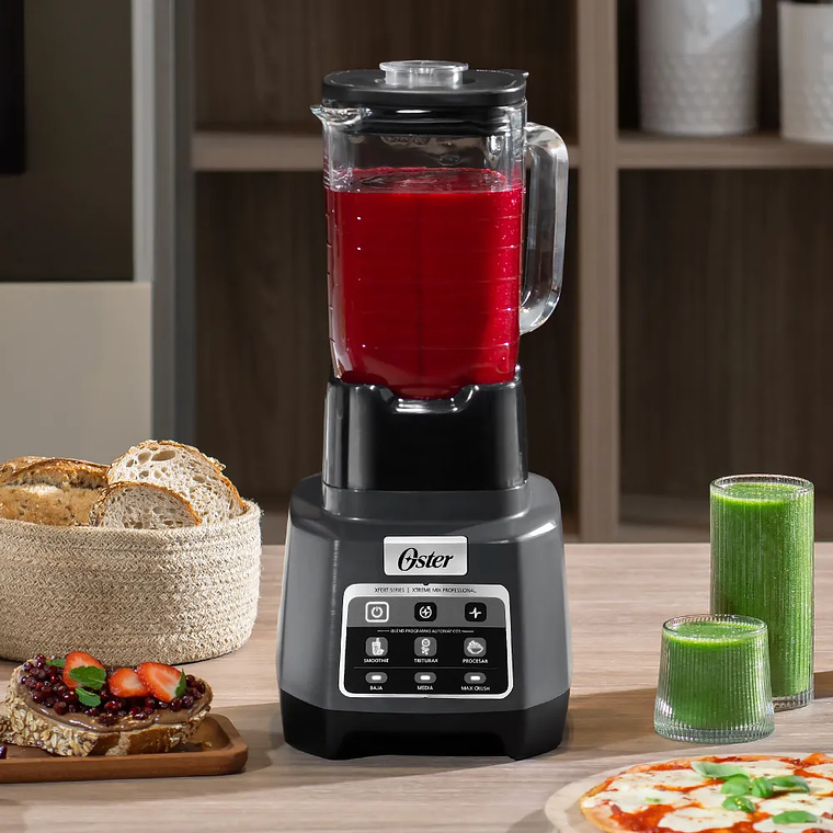 LICUADORA PROFESIONAL OSTER XTREME MIX CON IBLEND Y MAX CRUSH CON TECNOLOGÍA REVERSIBLE, VASO BLEND-N-GO BLSTXPG-BGW 4