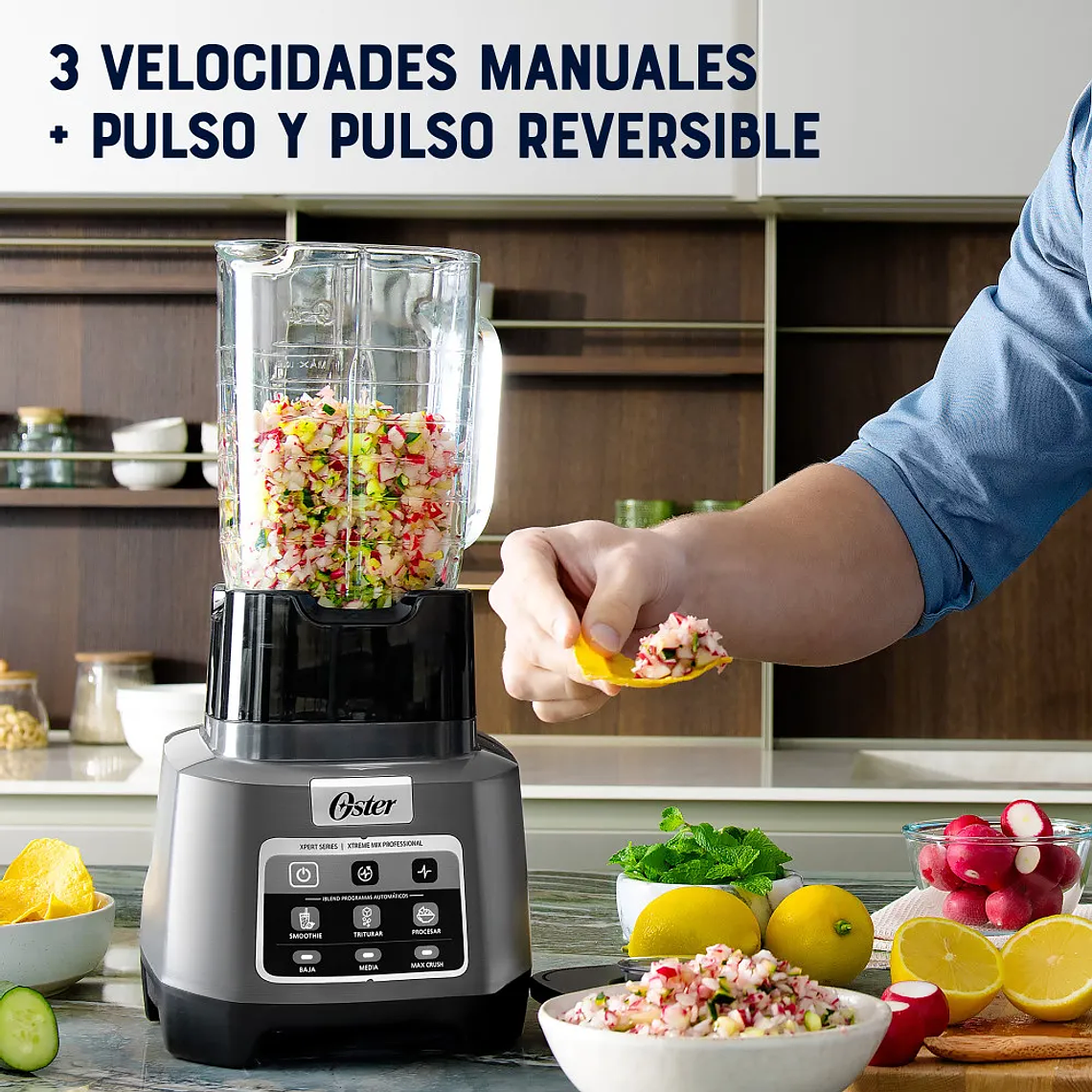 LICUADORA PROFESIONAL OSTER XTREME MIX CON IBLEND Y MAX CRUSH CON TECNOLOGÍA REVERSIBLE, VASO BLEND-N-GO BLSTXPG-BGW 11
