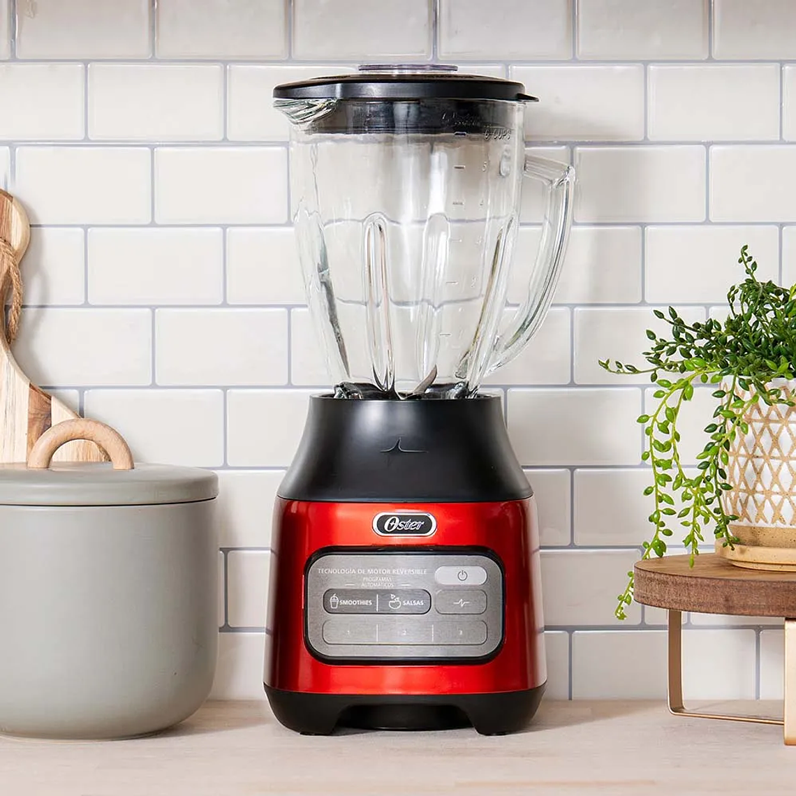 LICUADORA OSTER CON TECNOLOGÍA REVERSIBLE Y 3 VELOCIDADES MÁS PULSO BLSTPEGCRT 13