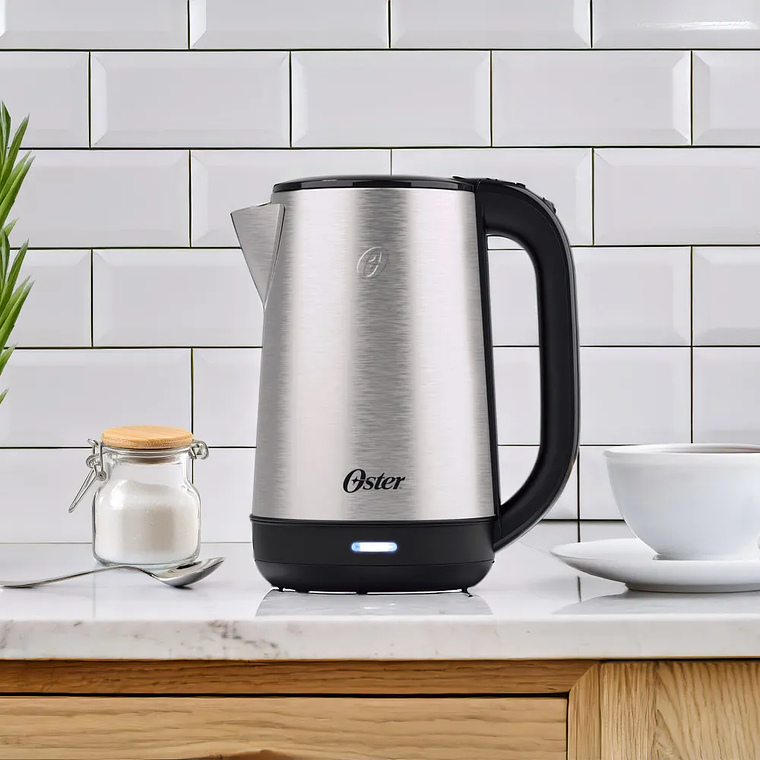 HERVIDOR ELÉCTRICO OSTER DE 2 LITROS DE CAPACIDAD, BVSTKT674 5