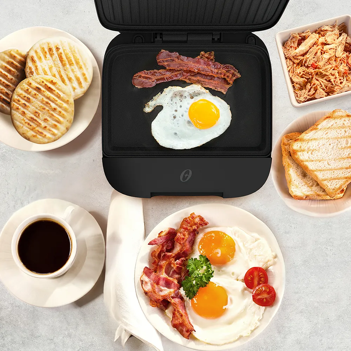 SANDWICHERA OSTER COMPACTA CON PLATOS HONDOS CKSTSM400 15