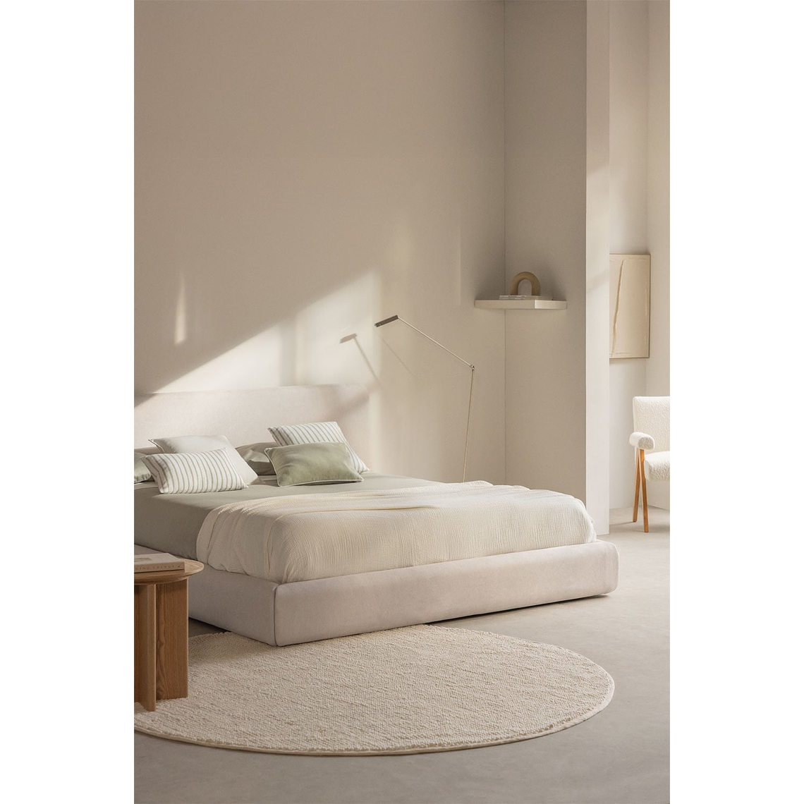 Cama para colchón 200x200cm con canapé abatible en tela beige crema Norena 1
