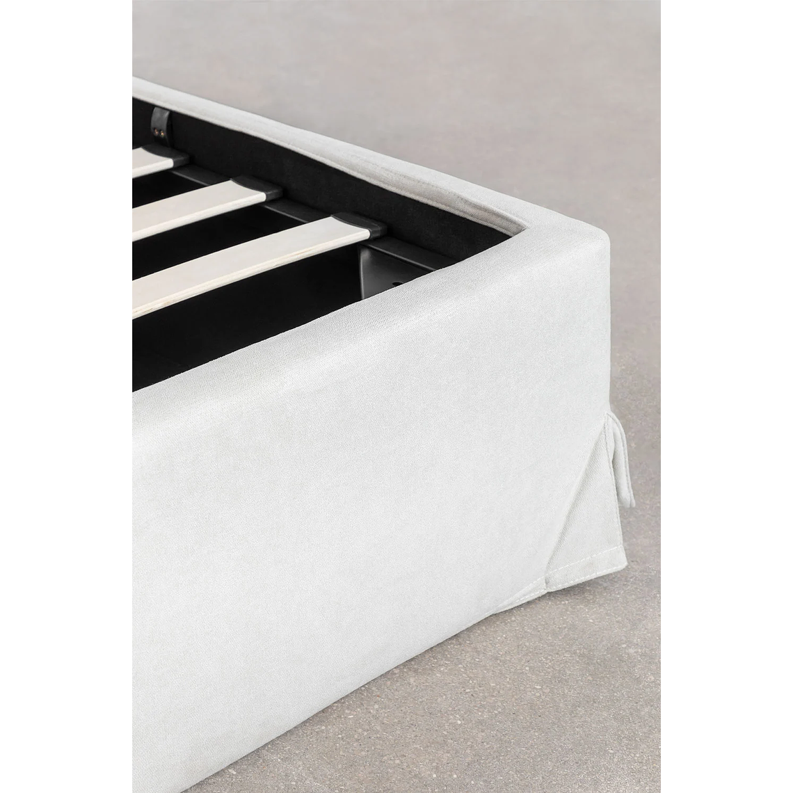 Cama para colchón 180x200cm con canapé abatible en chenilla blanco roto Lorea 6