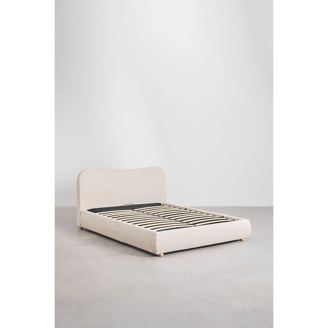 Cama Winselet: Elegancia Atemporal y Almacenamiento Invisible 3