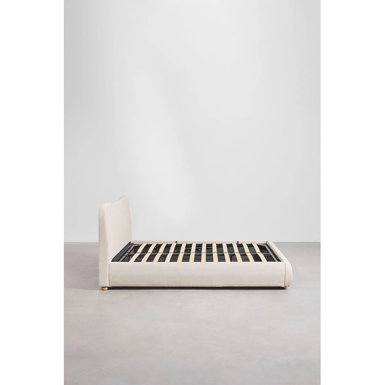 Cama Winselet: Elegancia Atemporal y Almacenamiento Invisible 6