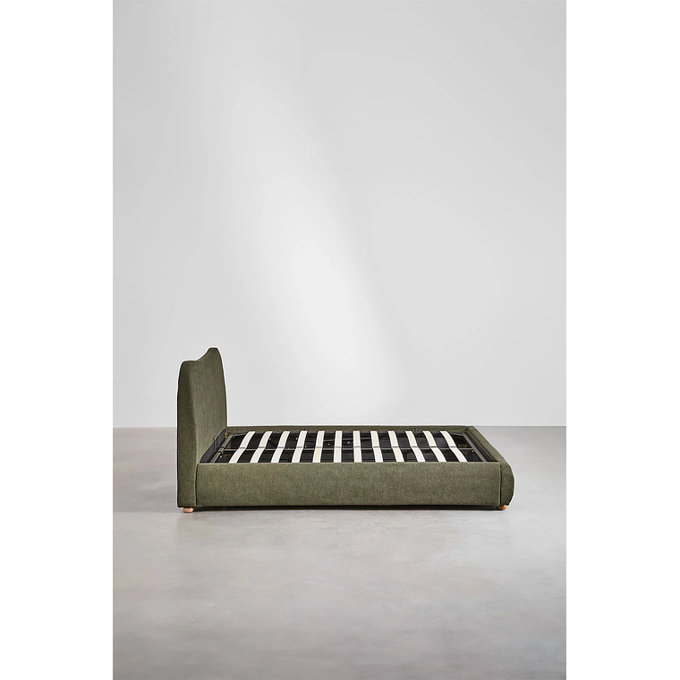 Cama Winselet: Elegancia Atemporal y Almacenamiento Invisible 12