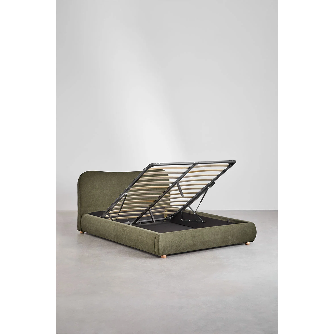 Cama Winselet: Elegancia Atemporal y Almacenamiento Invisible 13