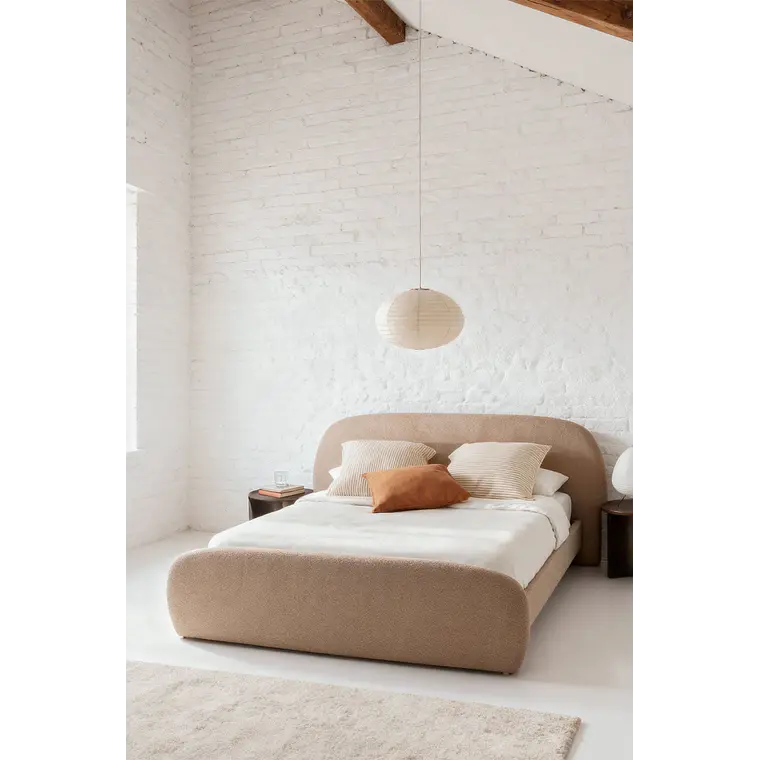 Cama en tela bouclé Brunel 1