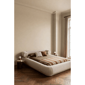 Cama en tela bouclé Bernaste