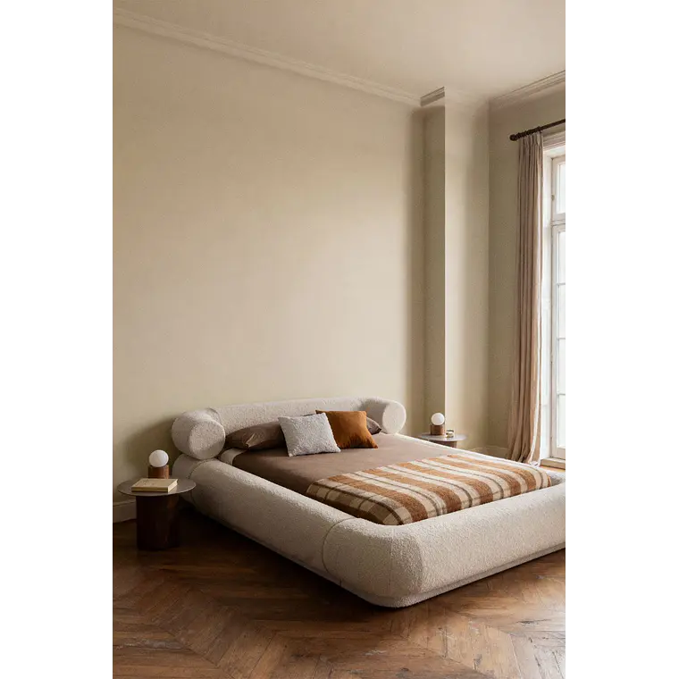 Cama en tela bouclé Bernaste 1