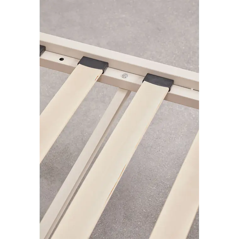 Cama Amaia: Elegancia Industrial en Hierro Forjado 5