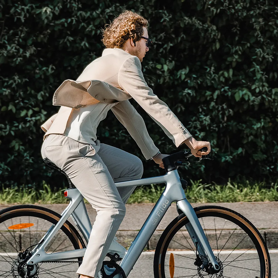 Bicicleta Eléctrica Fiido Air Ultraliviana de Fibra de Carbono 4
