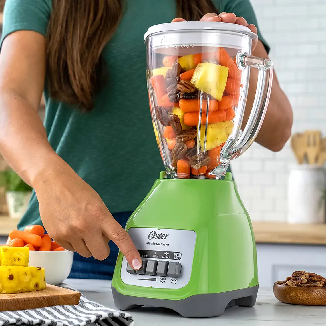 Licuadora Oster® BLSTKAGKPB 2 velocidades y vaso de vidrio 5