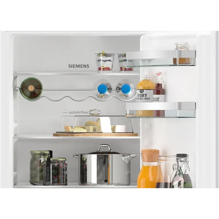 SIEMENS iQ300, Refrigerador combi integrable, 177.2 x 54.1 cm, Puerta deslizante 3