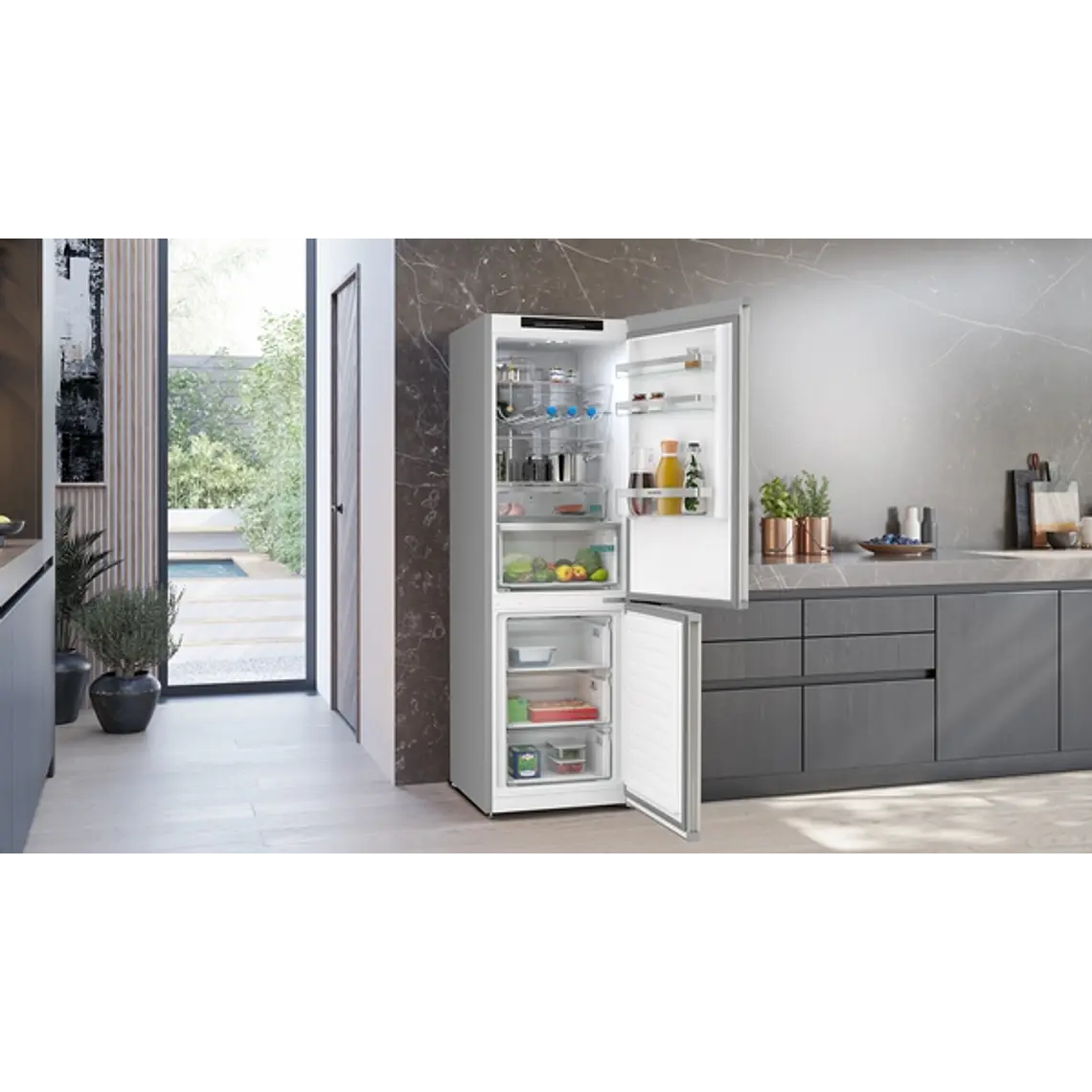 SIEMENS iQ300, Refrigerador combi de libre instalación, 186 x 60 cm, Acero inoxidable 4