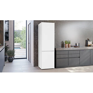 SIEMENS iQ300, Refrigerador combi de libre instalación, 203 x 60 cm, Blanco, Total noFrost