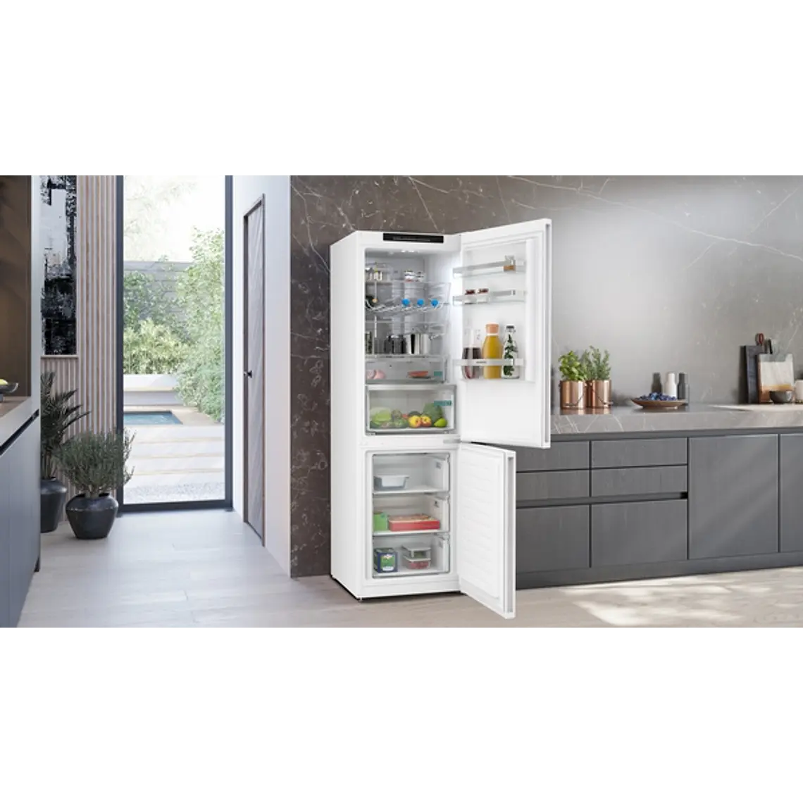 SIEMENS iQ300, Refrigerador combi de libre instalación, 186 x 60 cm, Blanco, Total noFrost 4