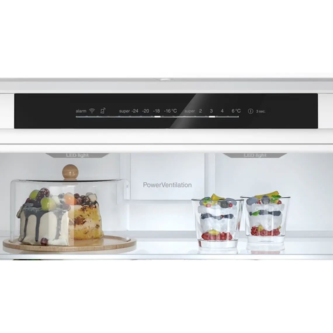 SIEMENS iQ500, Refrigerador combi integrable, 193.5 x 70.8 cm, Cierre SoftClose con puerta fija 2