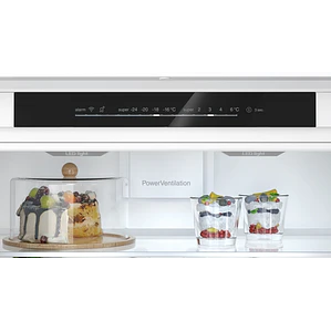 SIEMENS iQ500, Refrigerador combi integrable, 193.5 x 70.8 cm, Cierre SoftClose con puerta fija