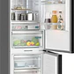 SIEMENS iQ700, Refrigerador combi de libre instalación, Acabado en cristal, 203 x 60 cm, Total noFrost, Negro mate satinado - Miniatura 2