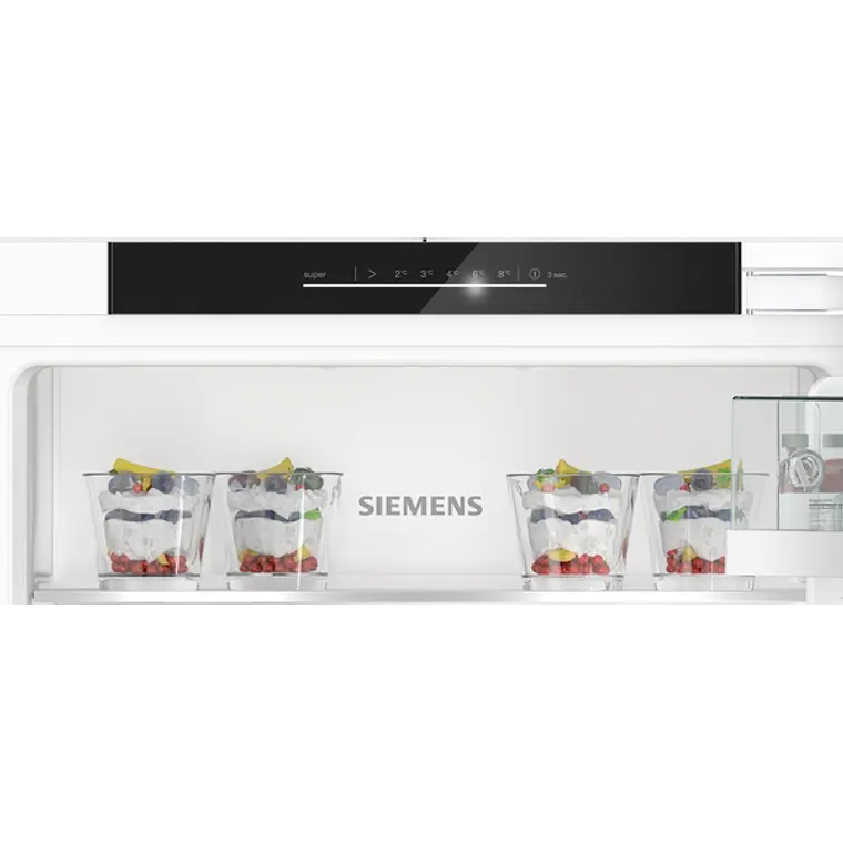 SIEMENS iQ500, Refrigerador integrable, 122.1 x 55.8 cm, Cierre SoftClose con puerta fija 2