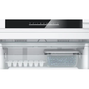 SIEMENS iQ500, Congelador integrable bajo encimera, 82 x 59.8 cm, Cierre SoftClose con puerta fija