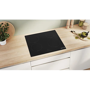Encimera BOSCH Serie 4 Inducción negro 60 cm sin perfiles · PIE611BB5E