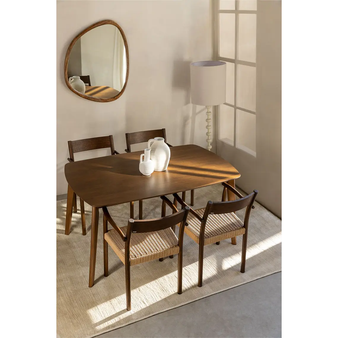Mesa de comedor Elisa 150x90 cm en madera 1