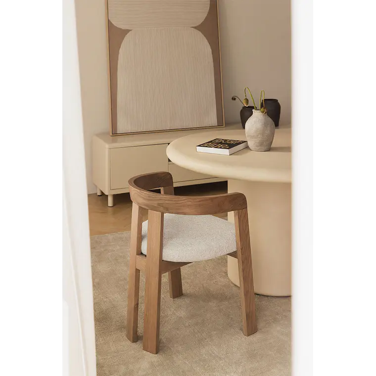 Silla Martina con reposabrazos en roble y bouclé 2