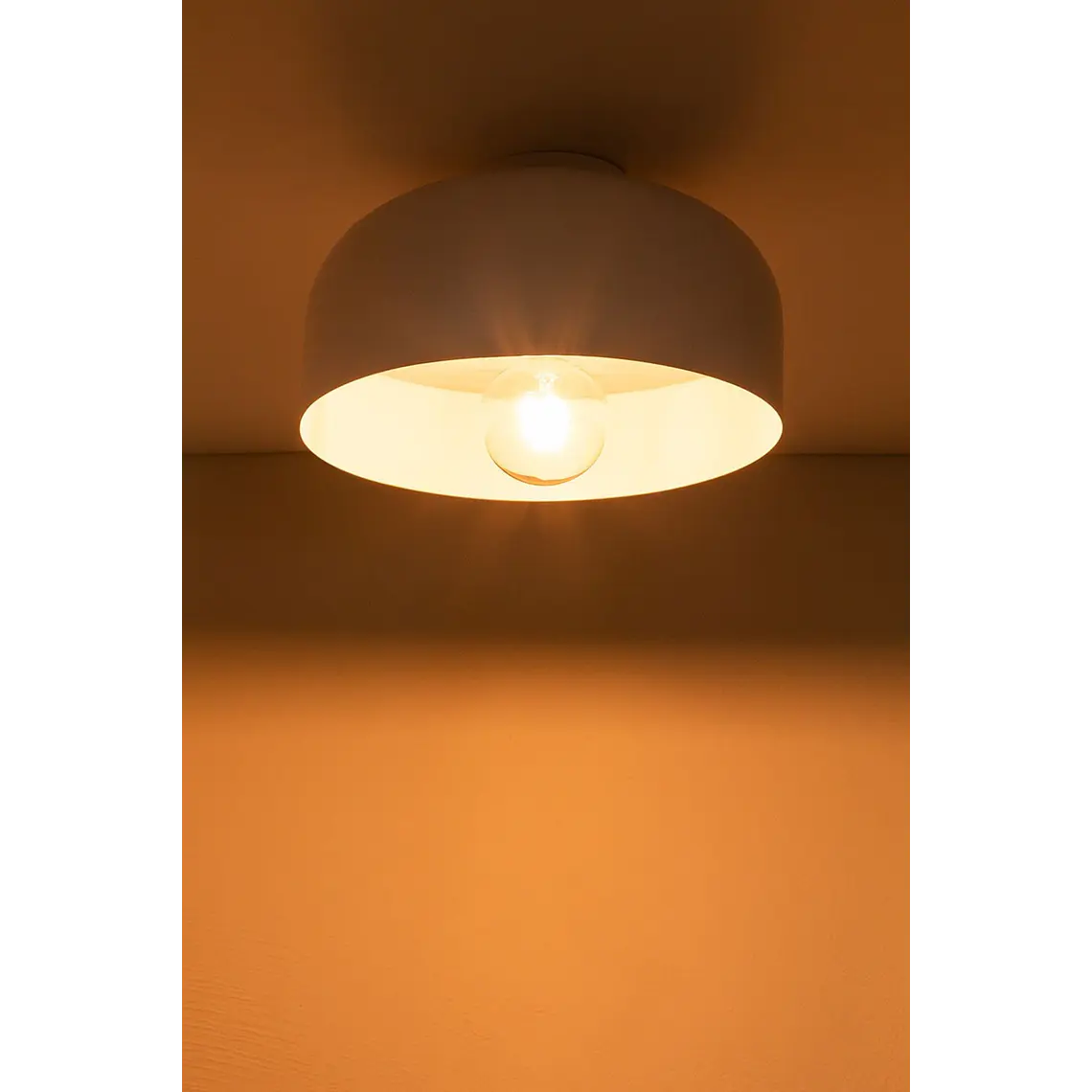 Plafón de techo en hierro y madera de pino Tilia 4