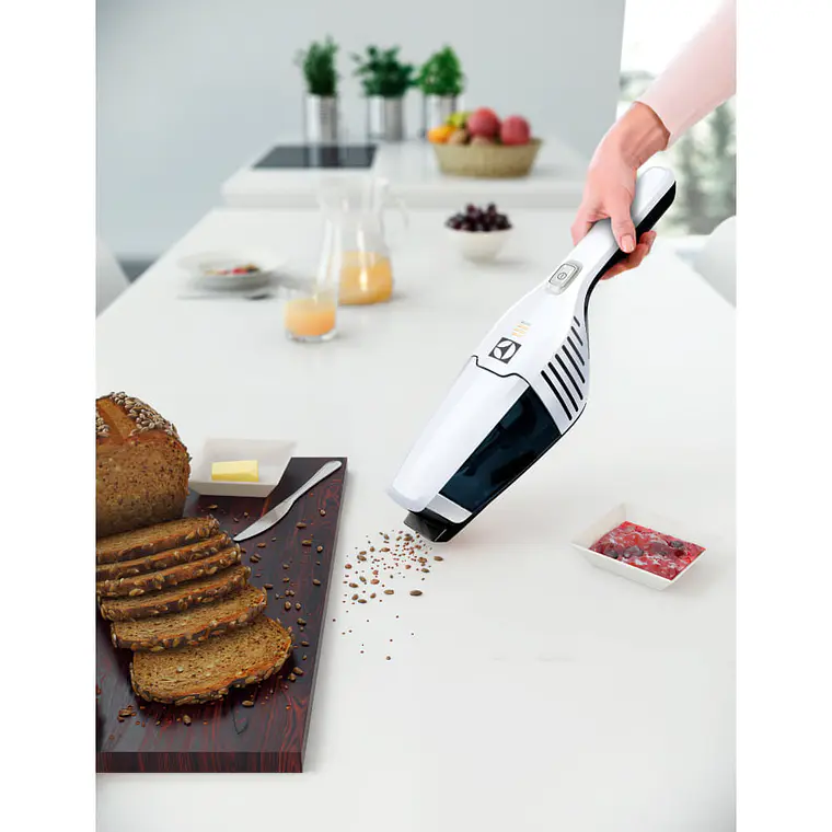 ASPIRADORA VERTICAL INALÁMBRICA ELECTROLUX ERGORAPIDO CICLÓNICA 2 EN 1 ERGO21 BLANCO 5