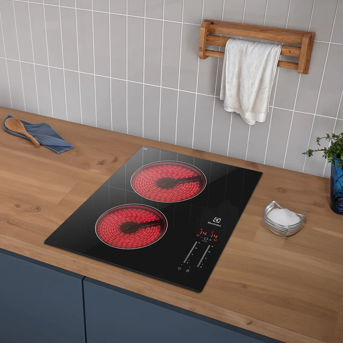 ENCIMERA ELÉCTRICA 2 PLATOS ELECTROLUX EFFICIENT CUBIERTA VITROCERÁMICA Y PANEL TOUCH VE3ST 3