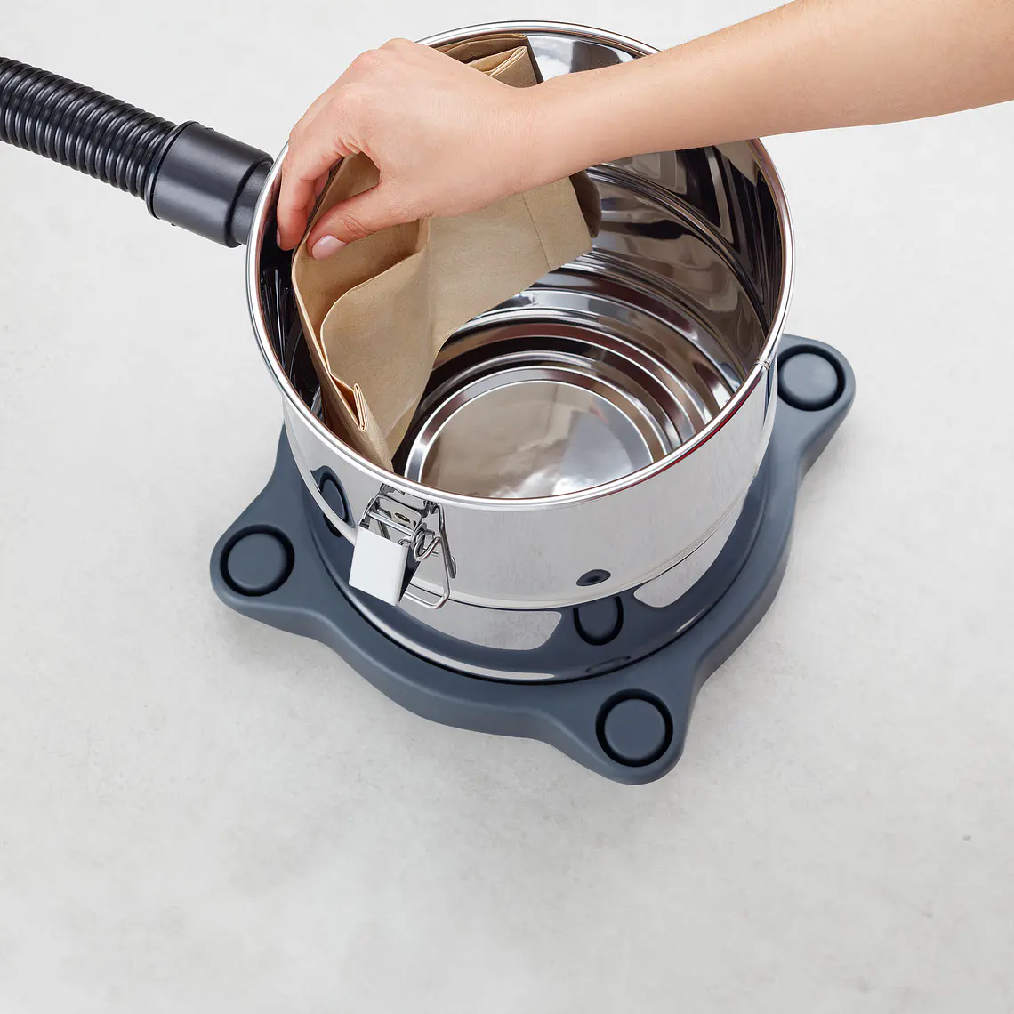 Aspiradora de agua y polvo Electrolux GT12I Acero Inoxidable 6