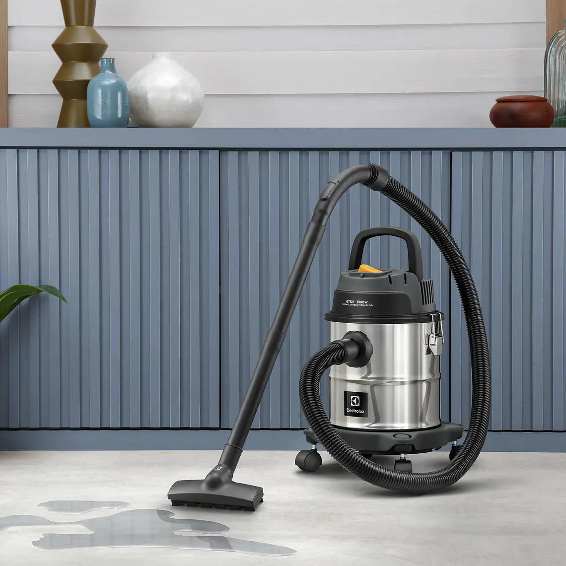 Aspiradora de agua y polvo Electrolux GT12I Acero Inoxidable 9