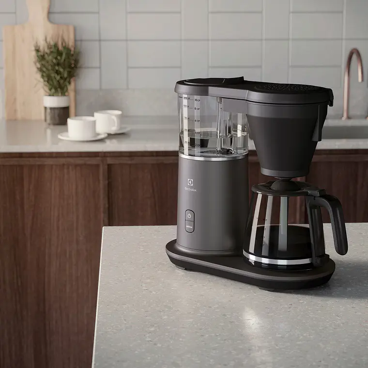 Cafetera Programable Electrolux 1,25L Jarra Vidrio 1600W CMP70 Gris 7