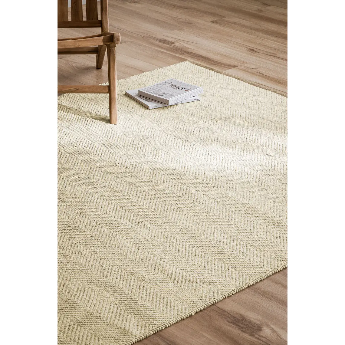 Alfombra rectangular 160x230 cm en poliéster y yute Lumea 2