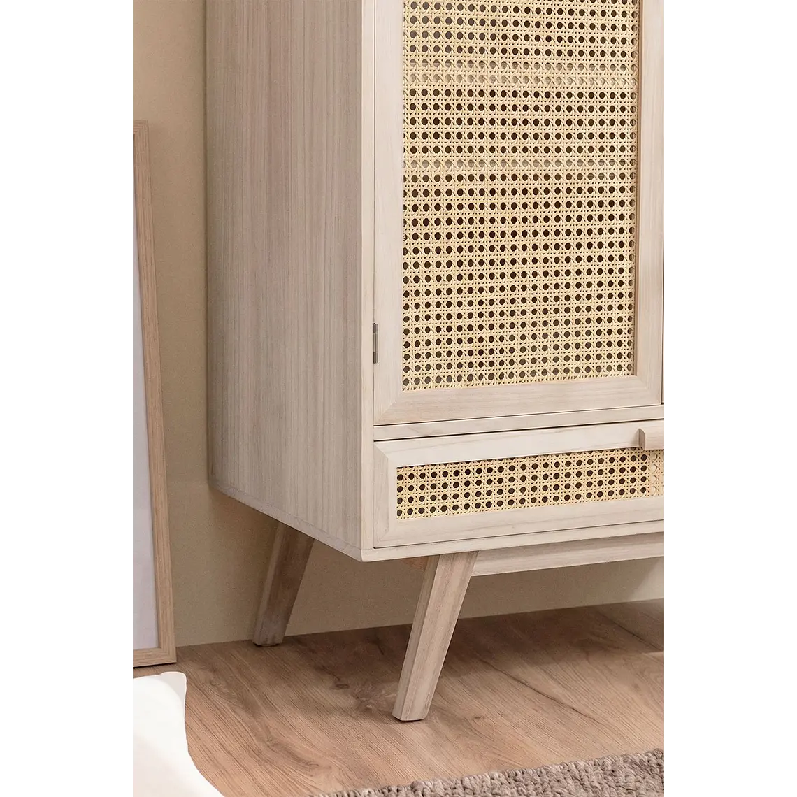 Armario con cajón en madera 3