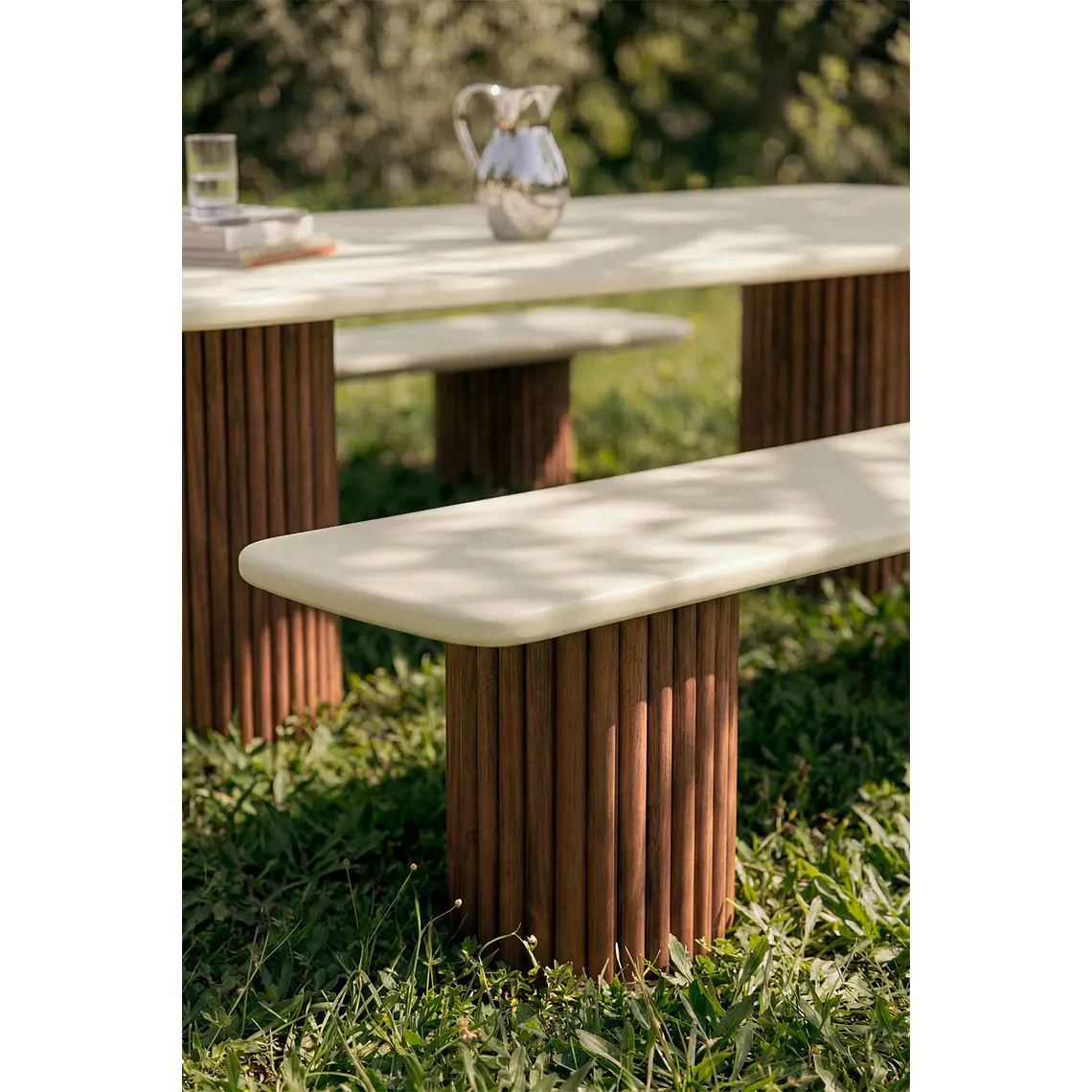 Banco de jardín en cemento y madera de acacia Darina 3