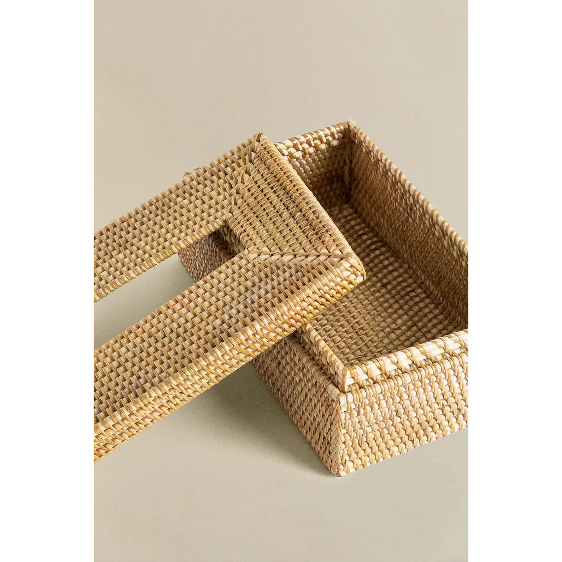 Caja de pañuelos en ratán Mela 4