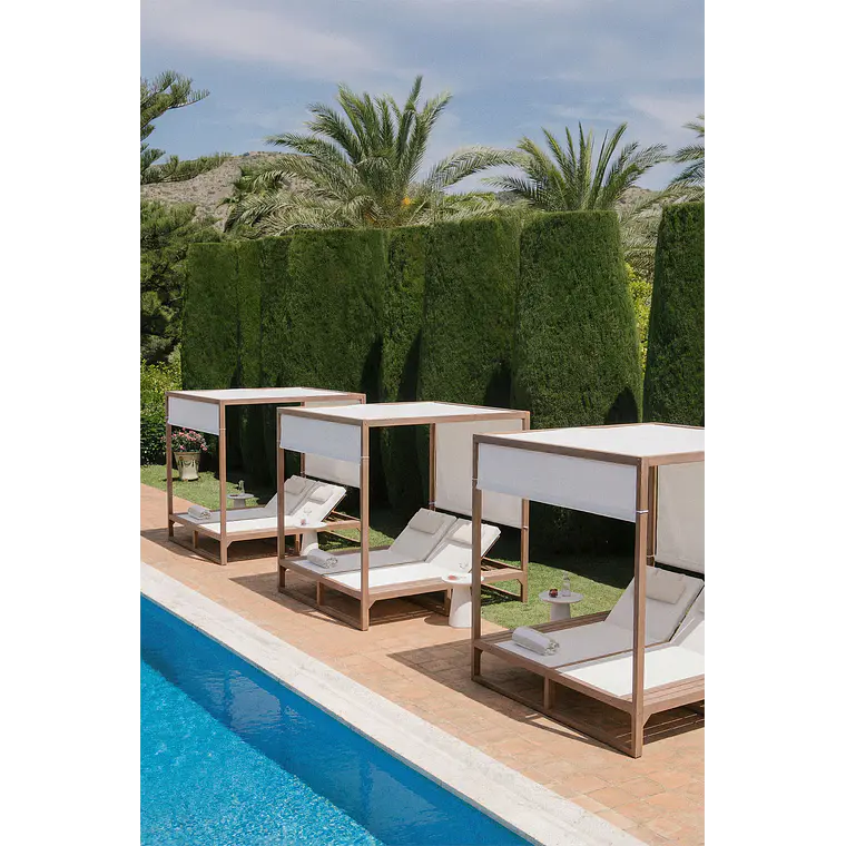 Cama balinesa reclinable en madera de eucalipto Talora 1