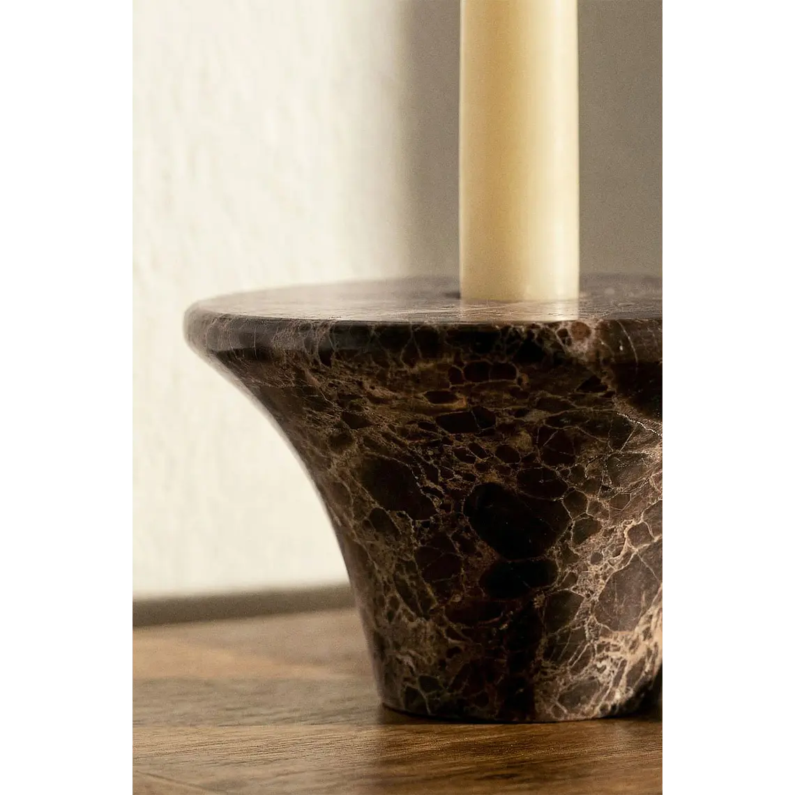Candelabro en piedra natural Tova 3