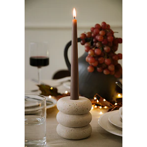 Candelabro en resina Orna