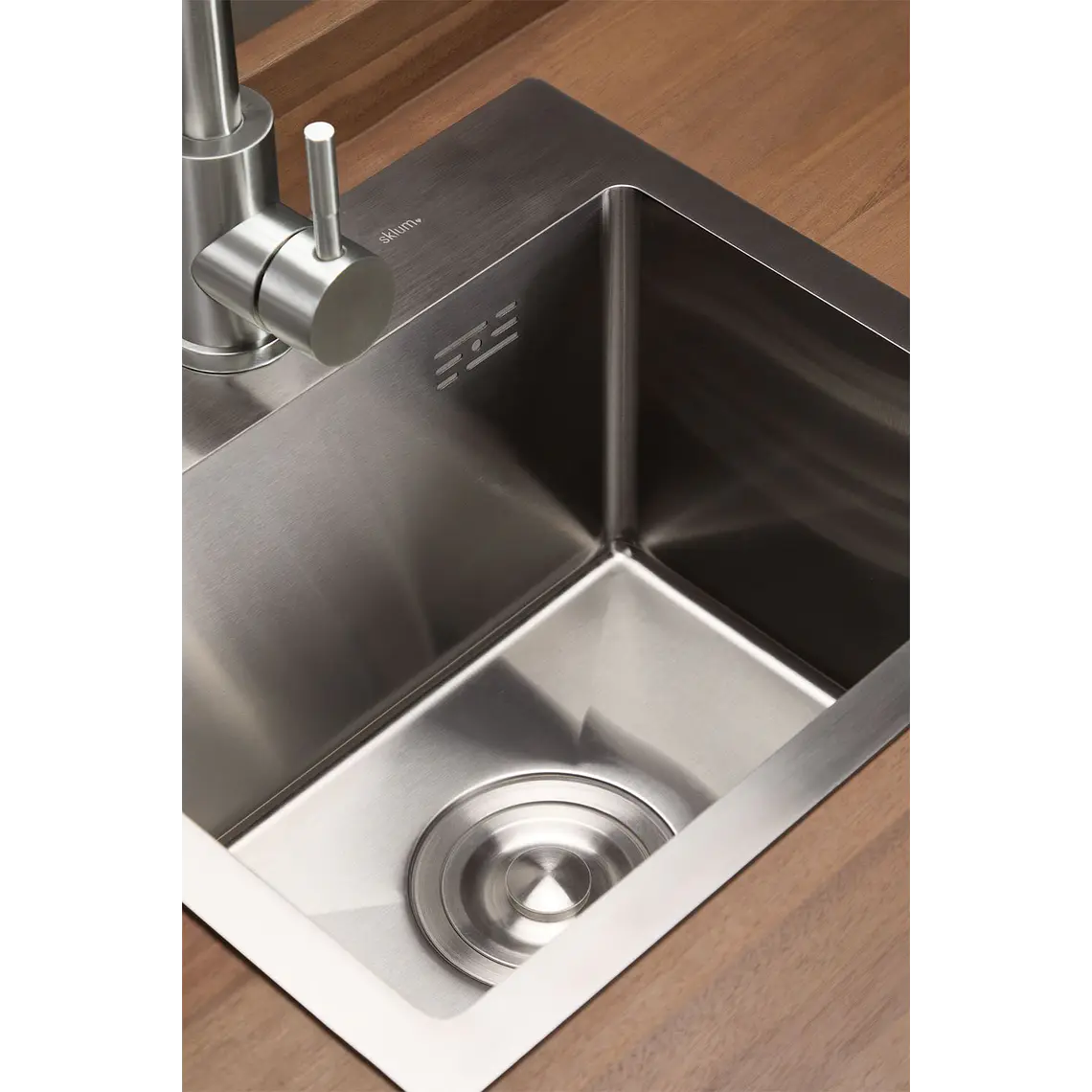Cocina modular de exterior de 6 piezas con fregadero y almacenaje en madera de acacia Orlina 10