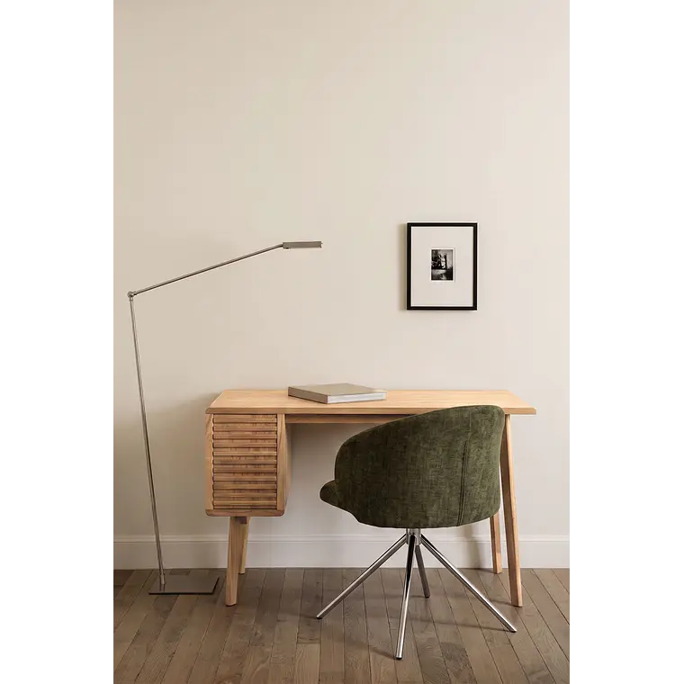 Escritorio 125x60 cm en madera 1
