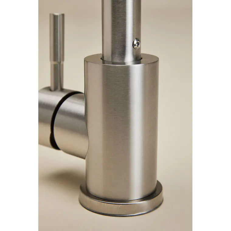 Grifo de cocina de exterior con caño alto en acero inoxidable Vinora 6