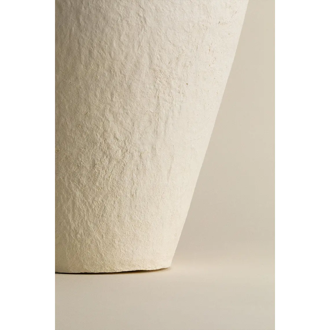 Jarrón decorativo en papel maché Xalea 5